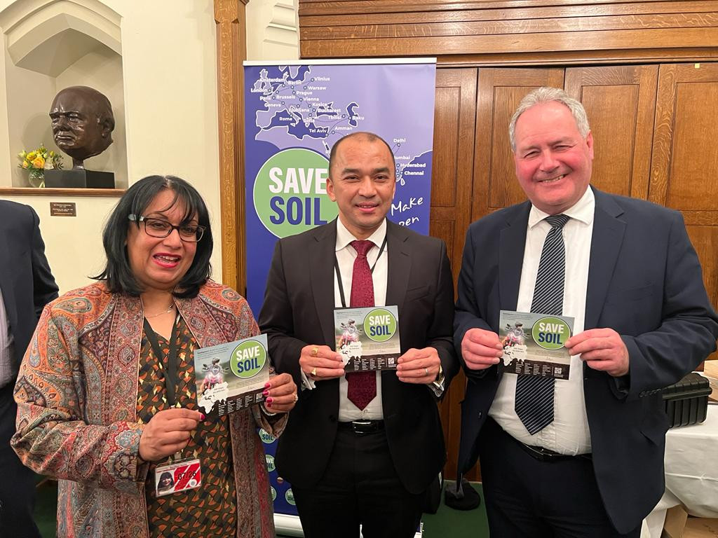 Held a dinner event in honour of Shri Sadhguruji in the House of Parliament, on the 18th of March 2022.-2